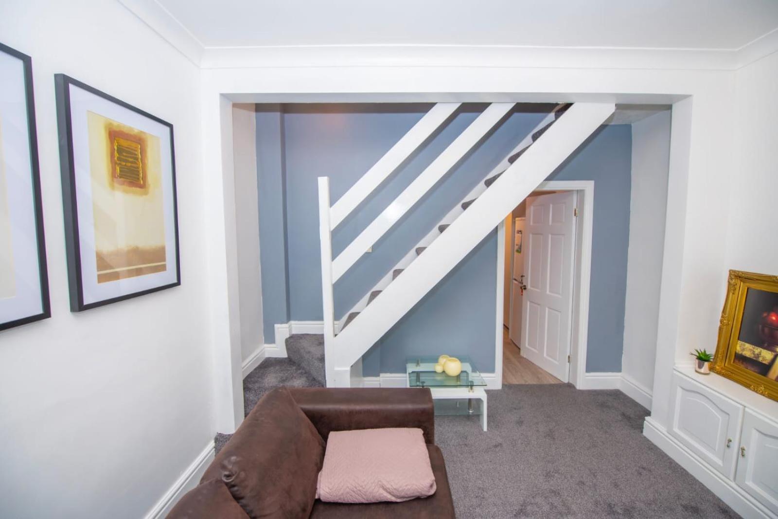 Lovely City Home + Free Parking Manchester Ngoại thất bức ảnh