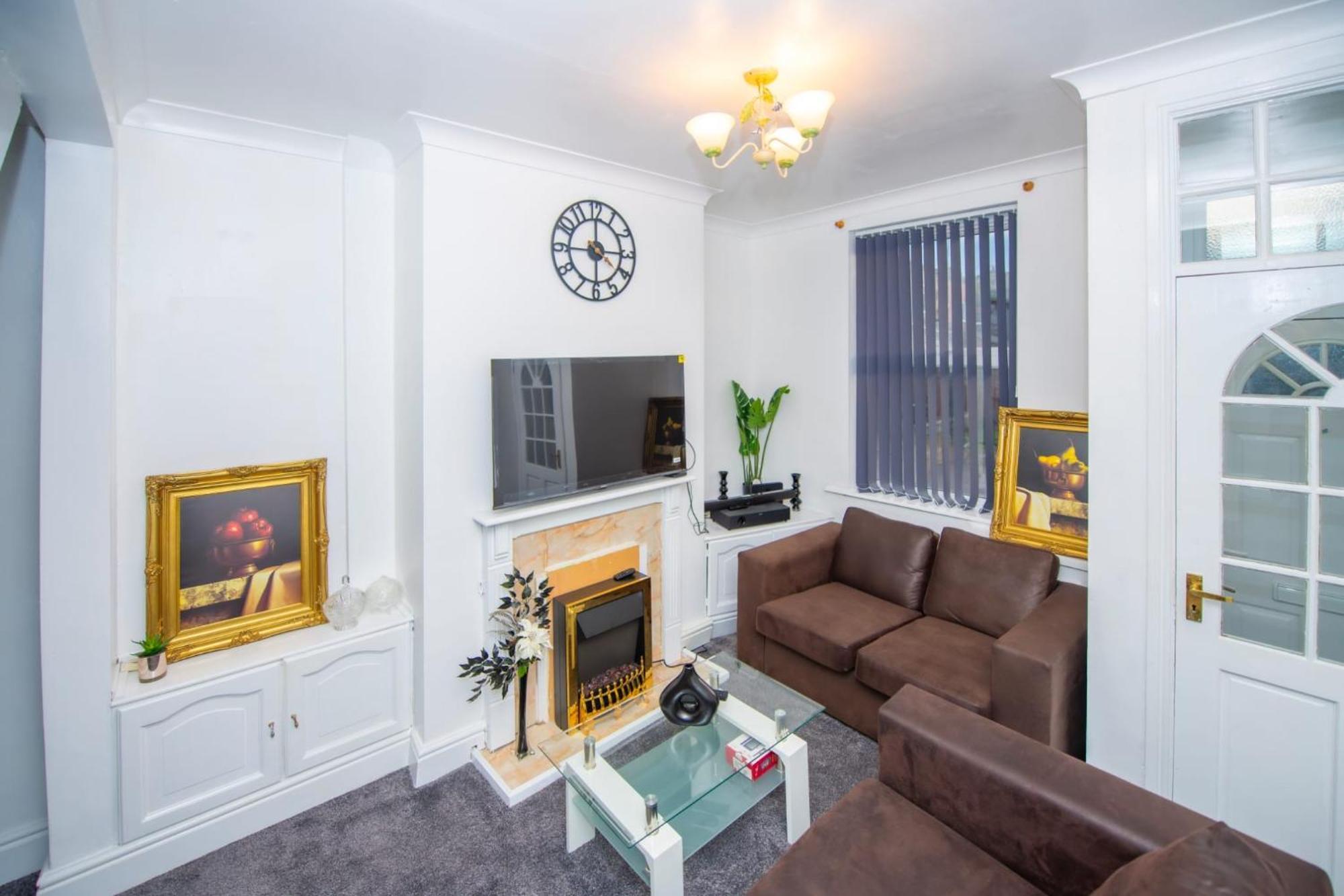 Lovely City Home + Free Parking Manchester Ngoại thất bức ảnh